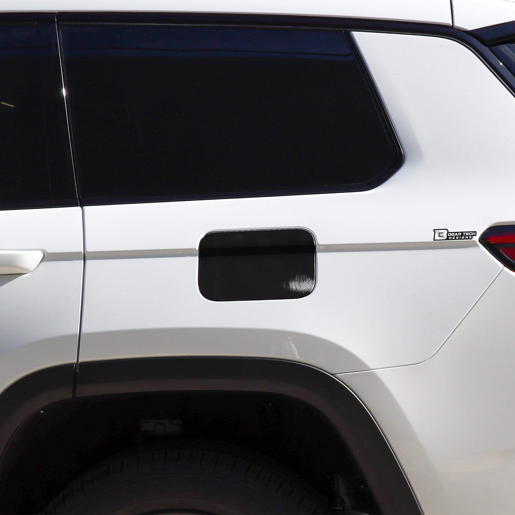 Fuel Door Gas Cap Vinyl Overlay Decal Cover Stickers Fits Jeep Grand Cherokee L 2021 - 2023 - Bogar Tech Designs