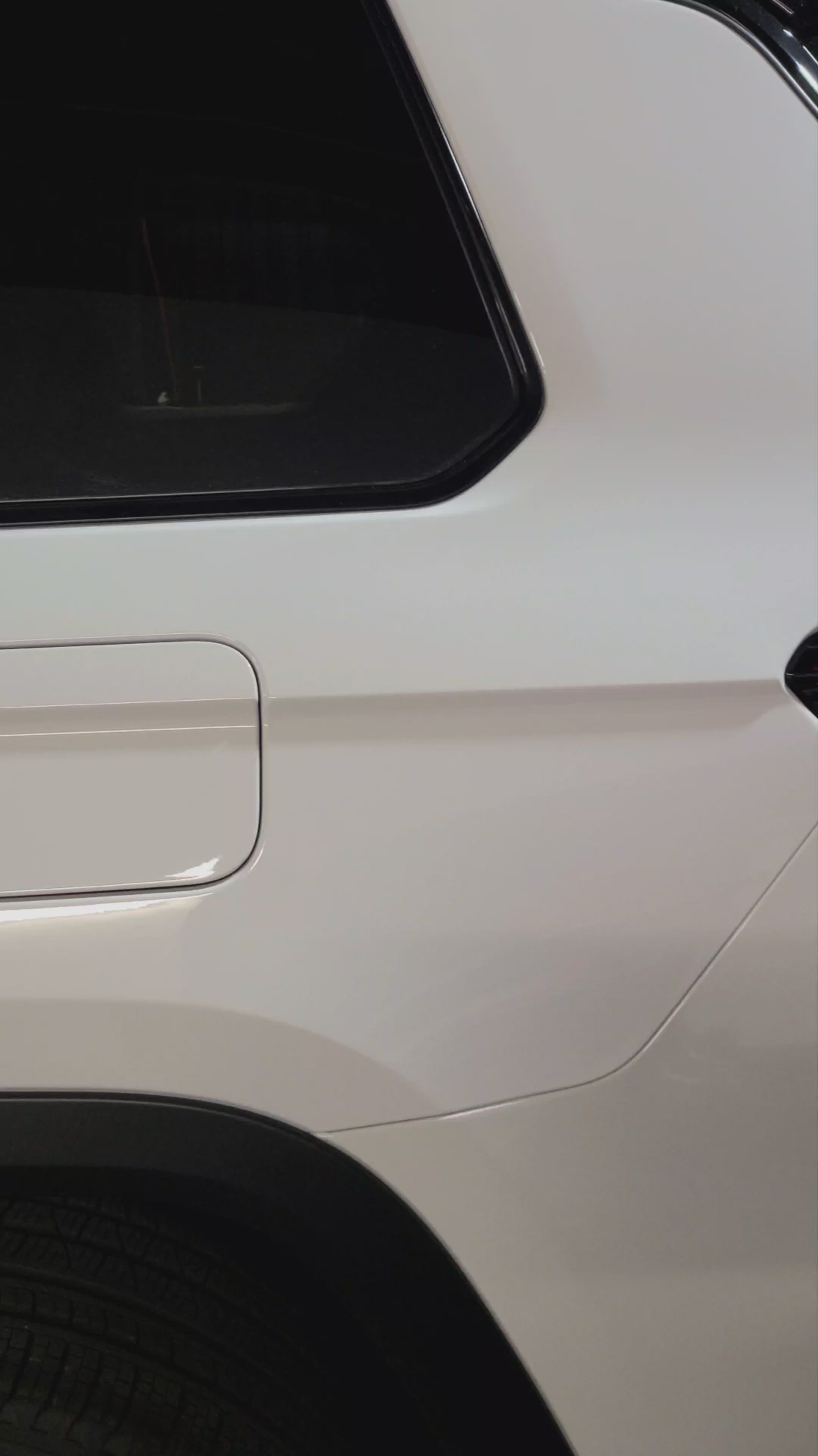 Fuel Door Gas Cap Vinyl Overlay Decal Cover Stickers Fits Jeep Grand Cherokee L 2021-2026